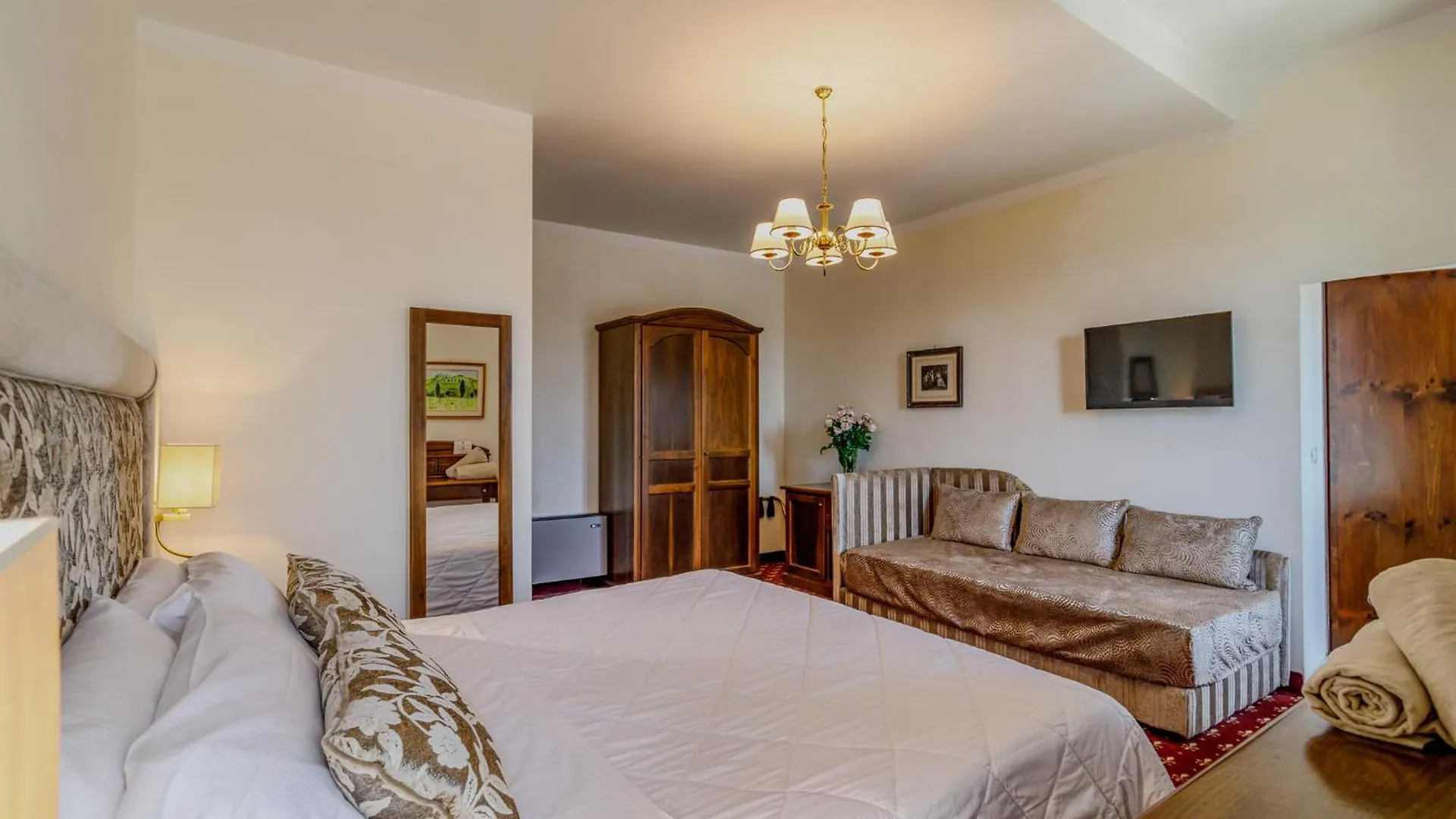 Villa Lecchi Hotel Wellness Colle Val D'Elsa 4*,  Italy