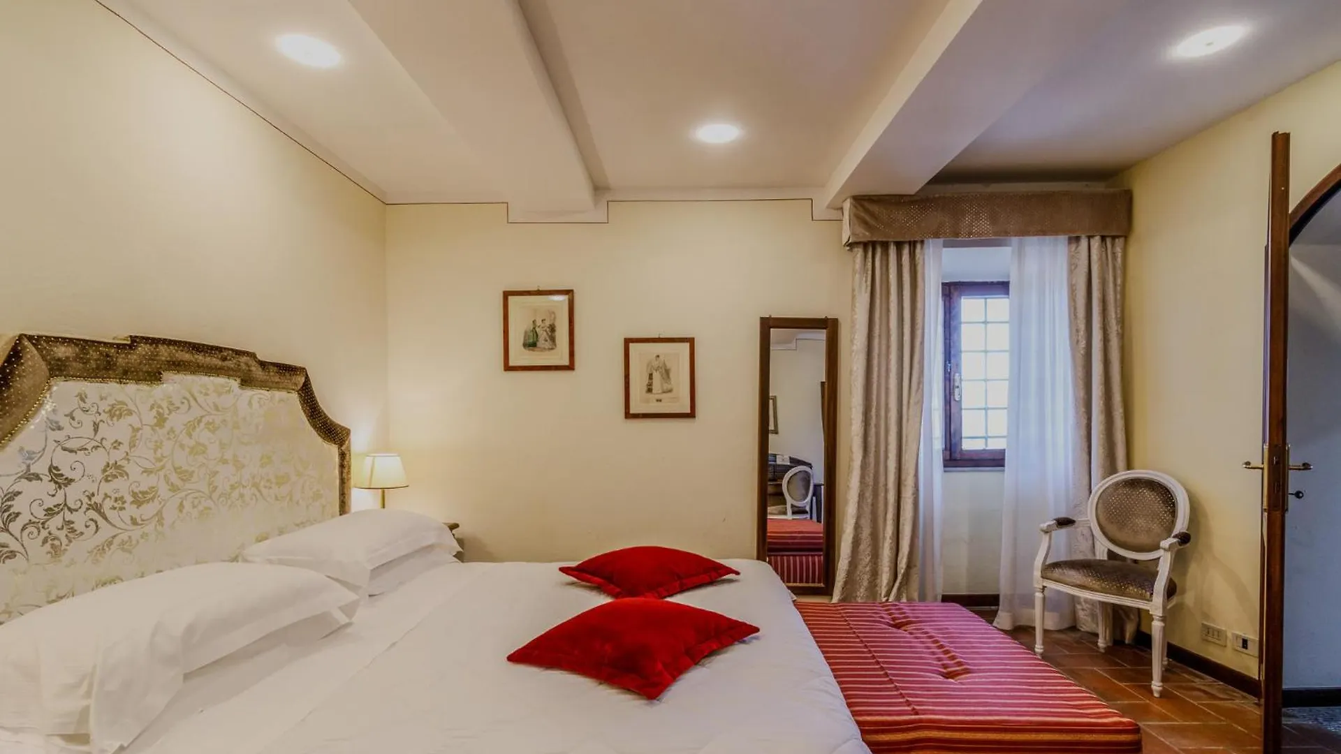 Villa Lecchi Hotel Wellness Colle Val D'Elsa 4*,  Italy