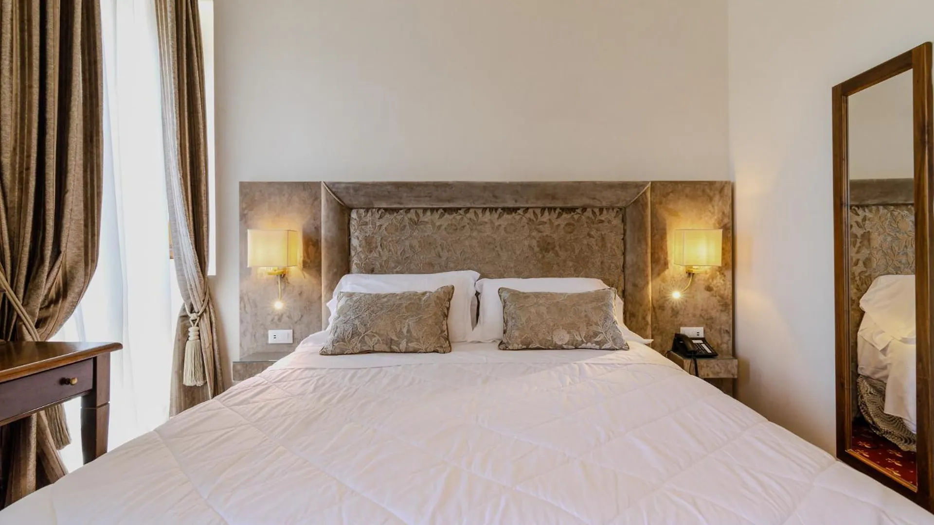 ****  Villa Lecchi Hotel Wellness Colle Val D'Elsa Italy
