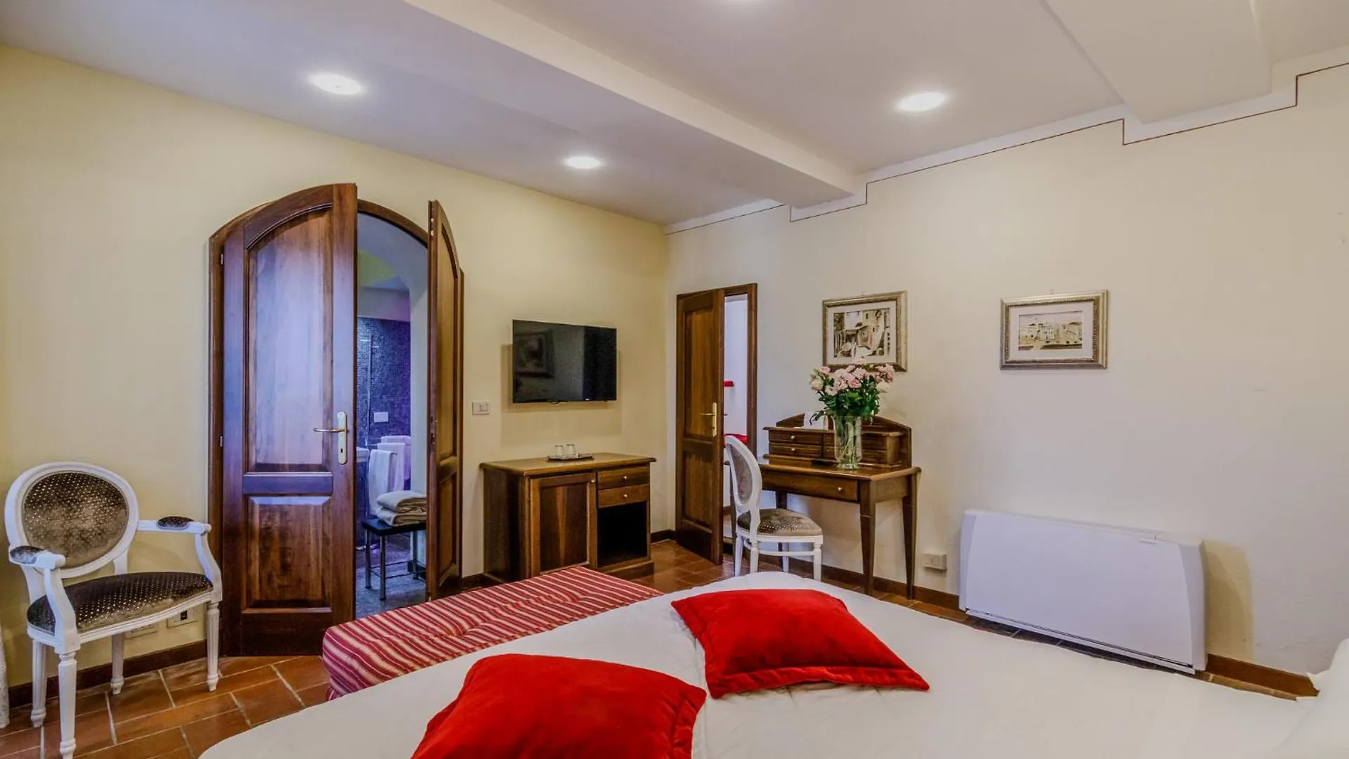 Villa Lecchi Hotel Wellness Colle Val D'Elsa