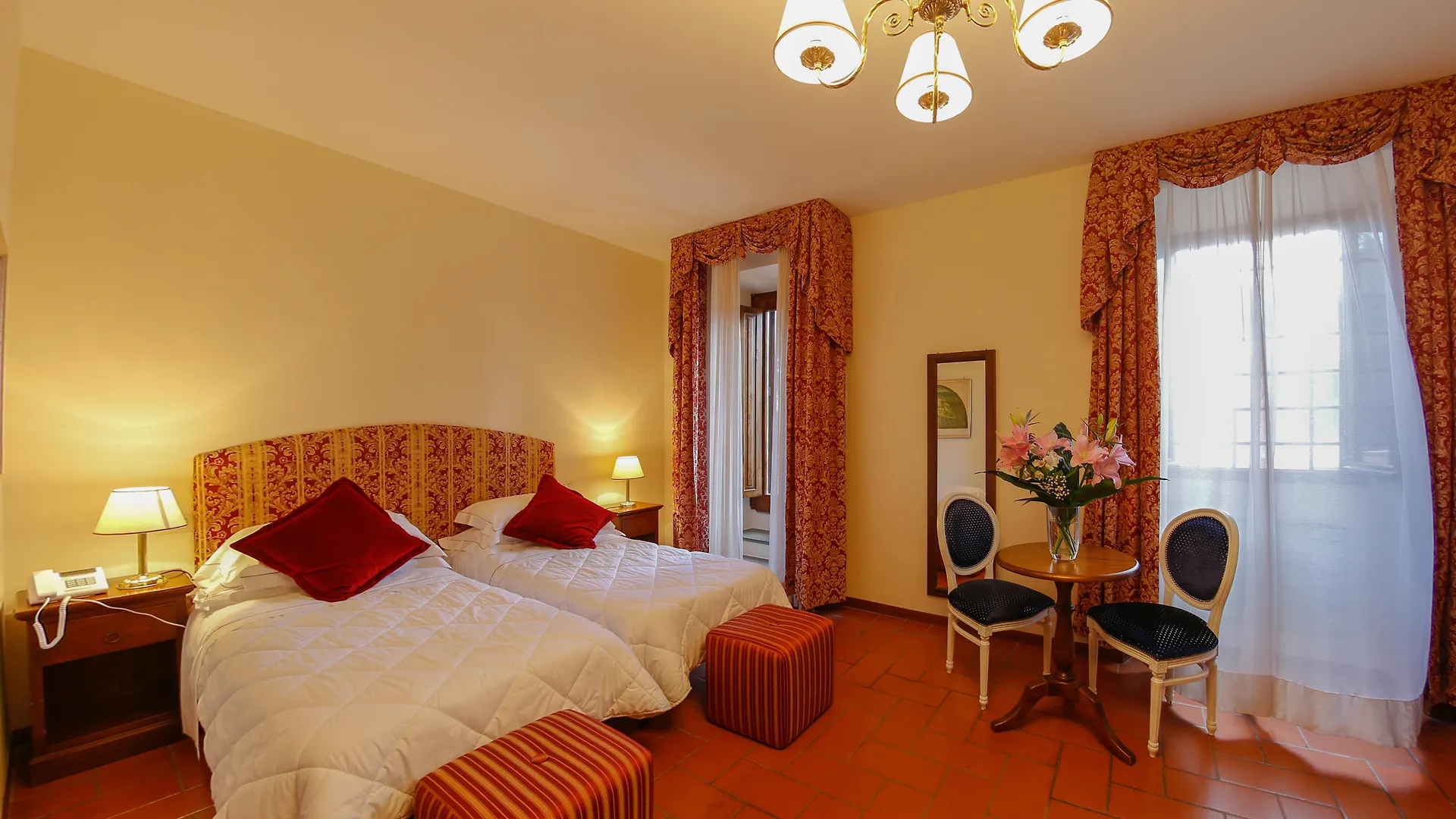 Villa Lecchi Hotel Wellness Colle Val D'Elsa 4*,