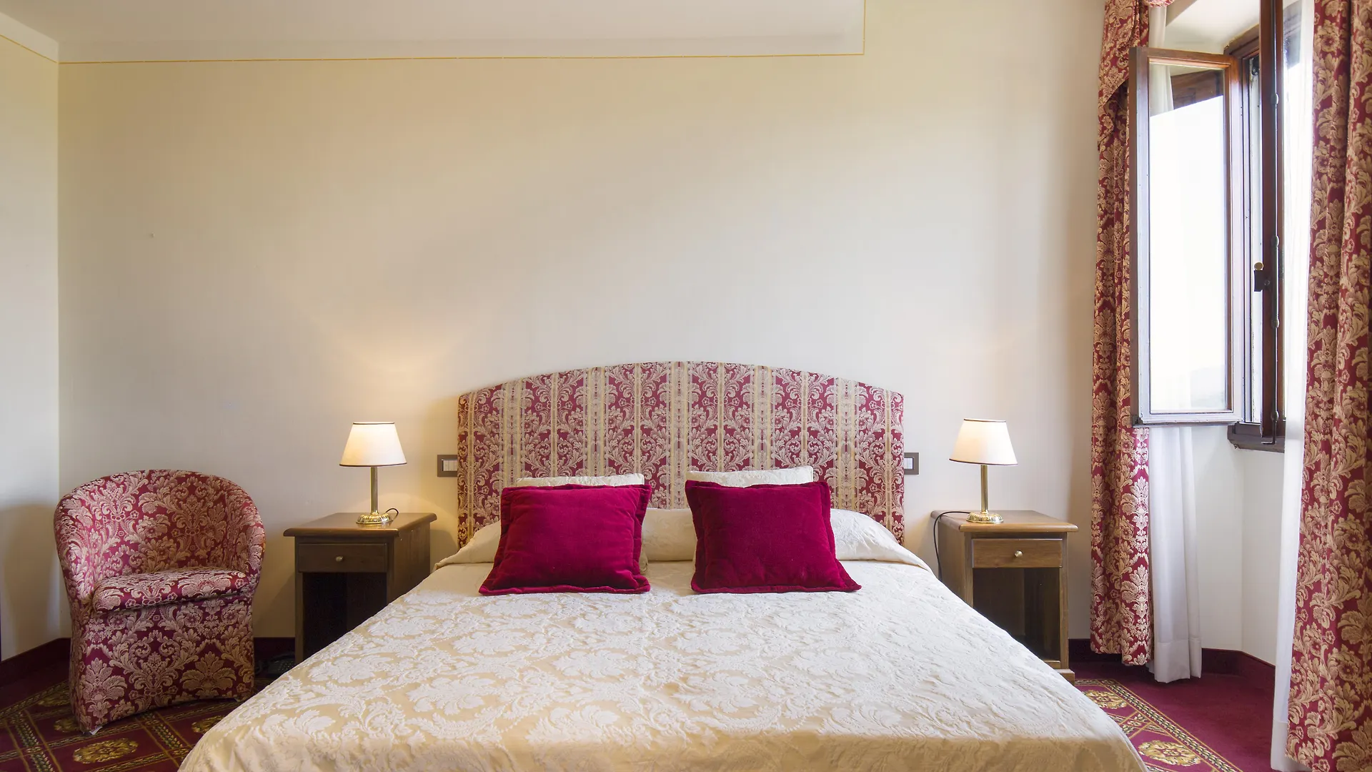 Villa Lecchi Hotel Wellness Colle Val D'Elsa
